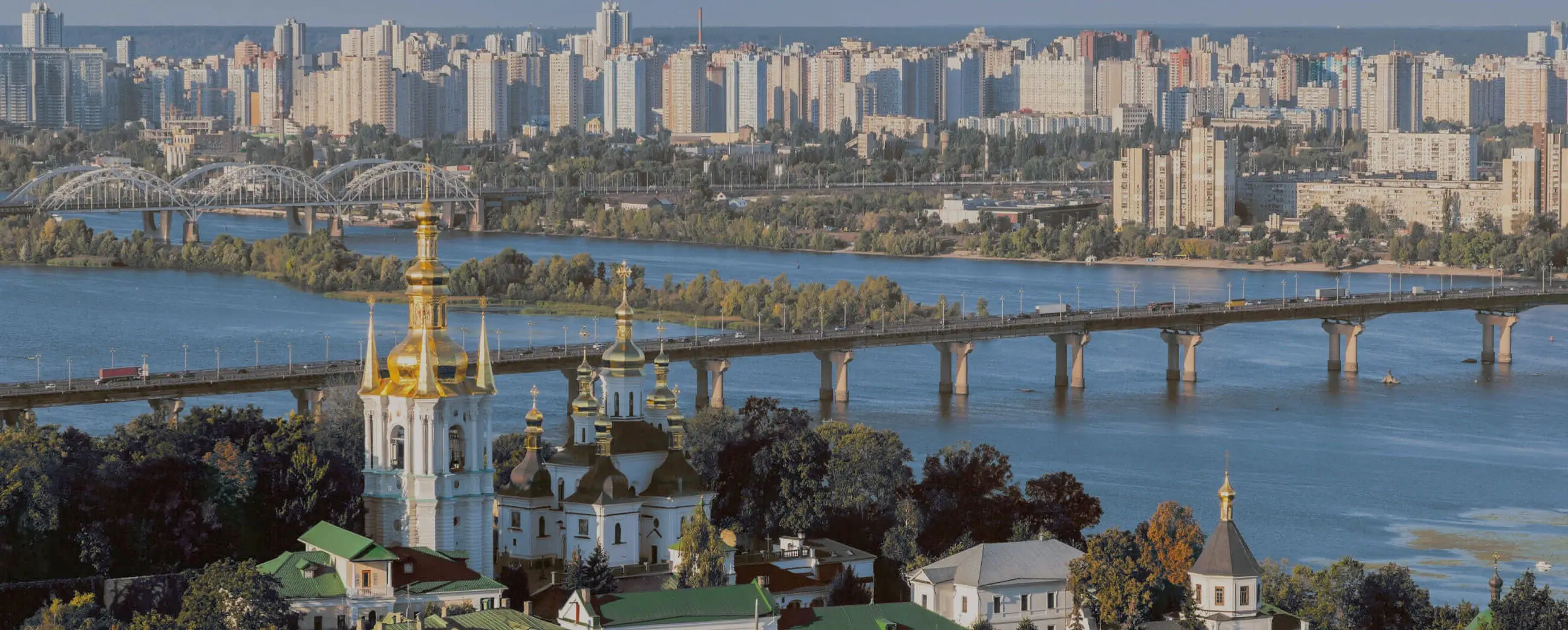 Закажите грузоперевозки на Украину из Коммунара в надежной транспортной компании